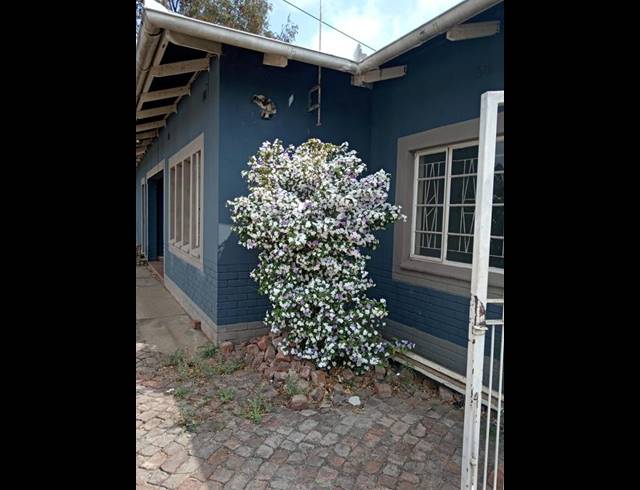 5 BEDROOM HOUSE FOR SALE IN PRETORIA GARDENS